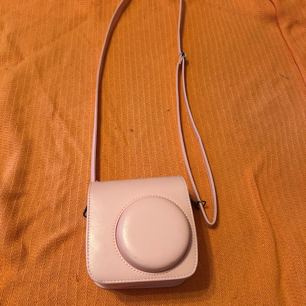 Camera that prints pictures